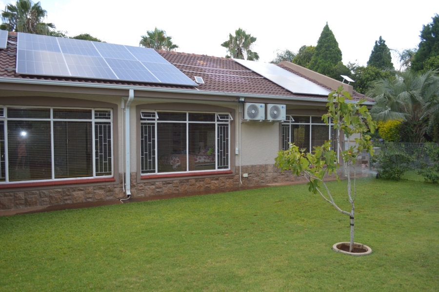 3 Bedroom Property for Sale in Wilkoppies North West